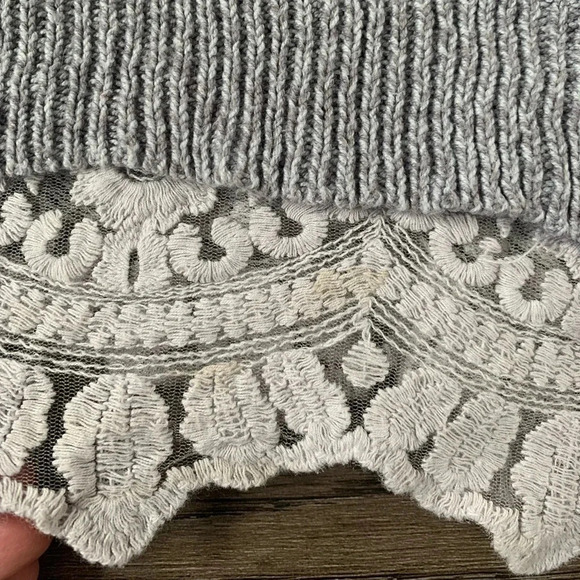 Pins‎ and Needles Oversized Lace Trim Knit Sweater - Gray - Size S - EUC - Picture 10 of 11